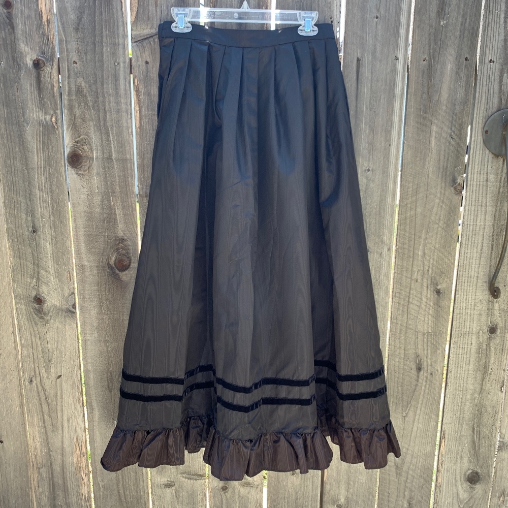 Rare Vintage Taffeta Skirt LANG Originals size 8